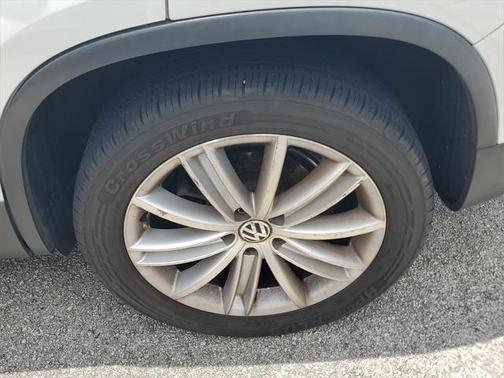 2012 Volkswagen Tiguan SE