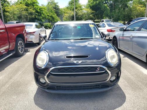 Midnight Black Metallic 2017 MINI Clubman Cooper S