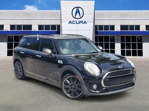 Midnight Black Metallic 2017 MINI Clubman Cooper S