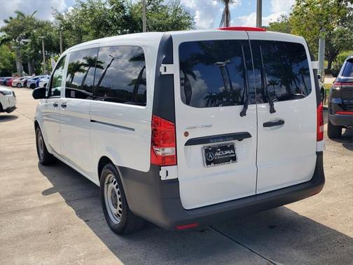 2023 Mercedes-Benz Metris Base