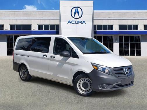 2023 Mercedes-Benz Metris Base