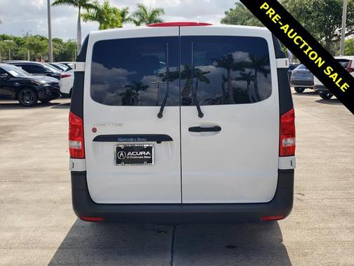 2023 Mercedes-Benz Metris Base