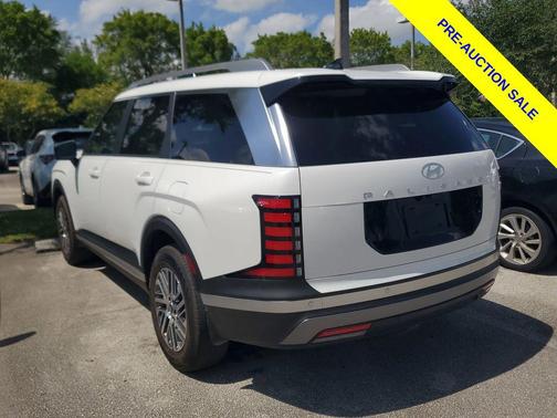 Creamy White Pearl 2026 Hyundai PALISADE SEL 7P