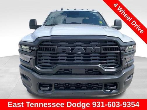 2025 RAM 2500 Tradesman Crew Cab 4x4 6'4' Box