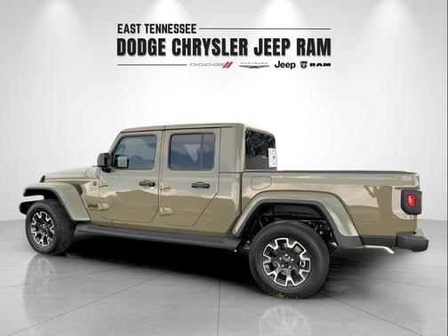 2025 Jeep Gladiator Sport S