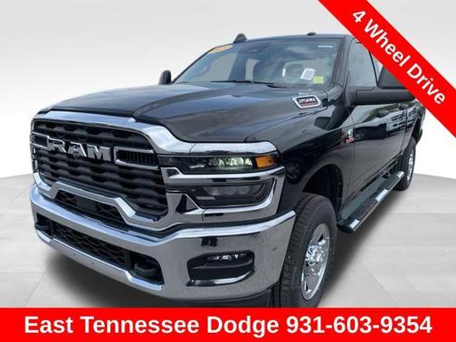 2025 RAM 2500 Tradesman Crew Cab 4x4 6'4' Box