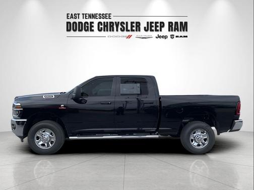 2025 RAM 2500 Tradesman Crew Cab 4x4 6'4' Box