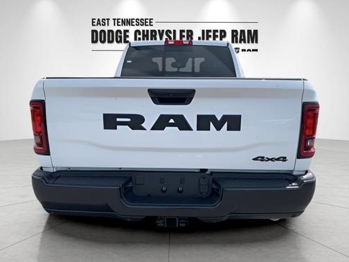 2025 RAM 2500 Tradesman Crew Cab 4x4 6'4' Box