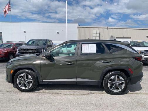 2025 Hyundai TUCSON SEL