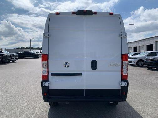 2025 RAM ProMaster 2500 Tradesman