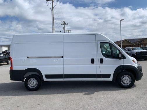 2025 RAM ProMaster 2500 Tradesman