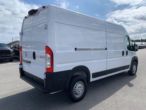2025 RAM ProMaster 2500 Tradesman