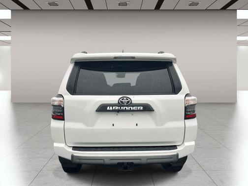 2024 Toyota 4Runner TRD Off Road