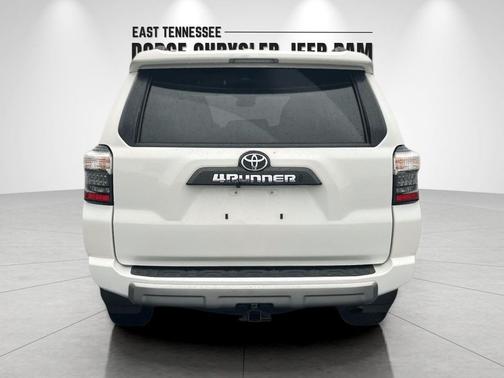 2024 Toyota 4Runner TRD Off Road
