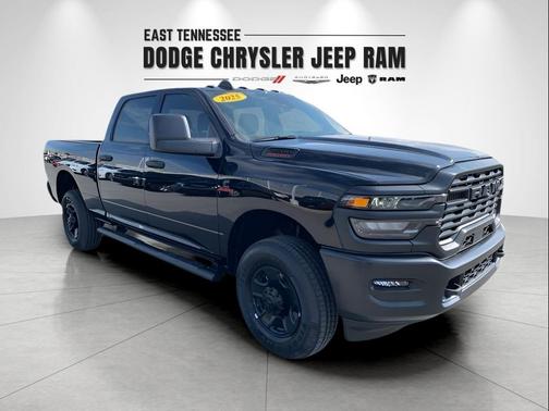 2025 RAM 2500 Tradesman Crew Cab 4x4 6'4' Box