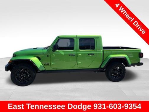 2025 Jeep Gladiator Nighthawk