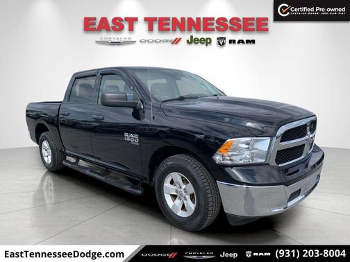 2022 RAM 1500 Classic SLT Crew Cab 4x2 57' Box