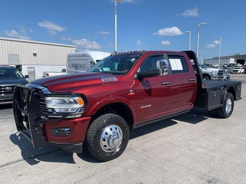 2022 RAM 3500 Laramie Crew Cab 4x4 8' Box