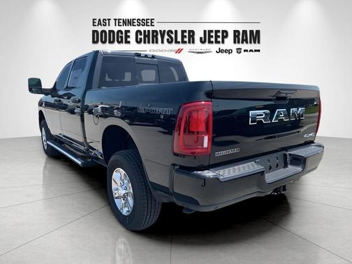 2025 RAM 2500 Big Horn Crew Cab 4x4 6'4' Box