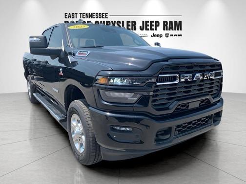 2025 RAM 2500 Big Horn Crew Cab 4x4 6'4' Box