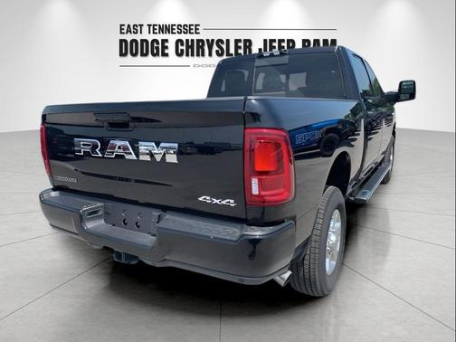 2025 RAM 2500 Big Horn Crew Cab 4x4 6'4' Box