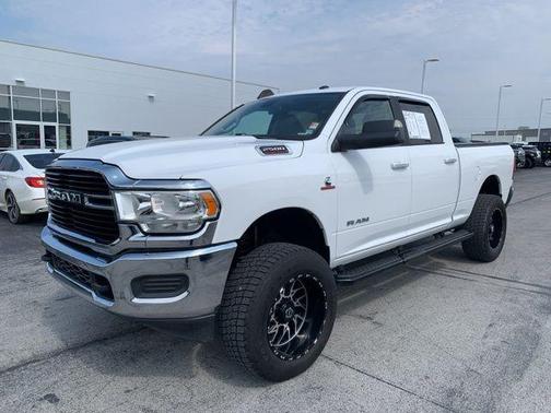 2019 RAM 2500 Big Horn Crew Cab 4x4 6'4' Box