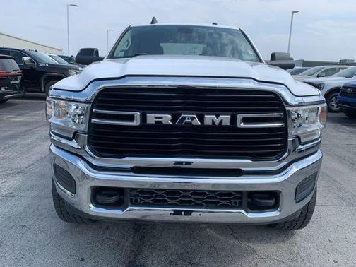 2019 RAM 2500 Big Horn Crew Cab 4x4 6'4' Box