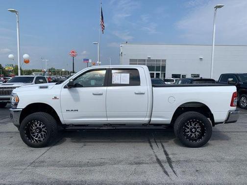 2019 RAM 2500 Big Horn Crew Cab 4x4 6'4' Box