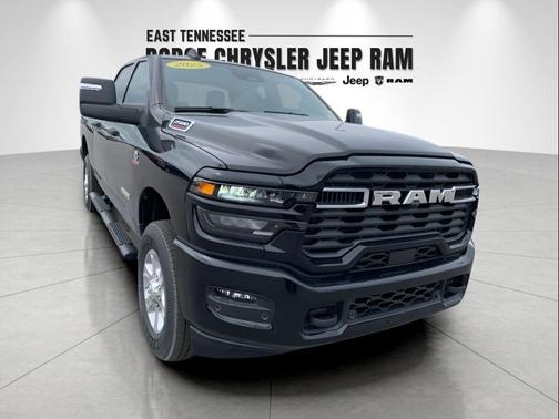 2025 RAM 2500 Big Horn Crew Cab 4x4 6'4' Box