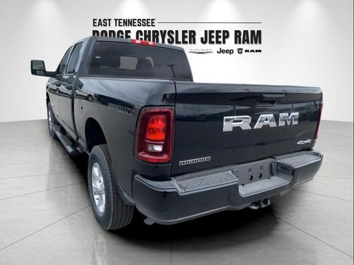 2025 RAM 2500 Big Horn Crew Cab 4x4 6'4' Box