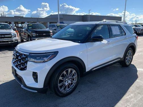 2025 Ford Explorer Platinum