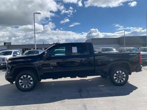 2024 Chevrolet Silverado 2500 Custom