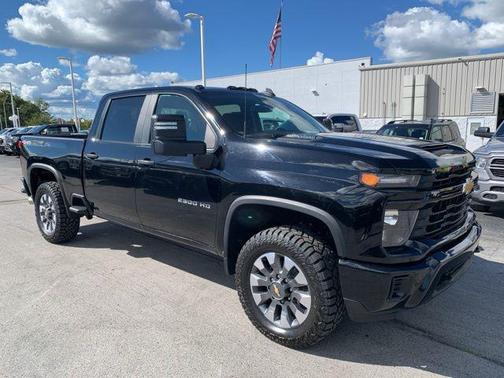2024 Chevrolet Silverado 2500 Custom