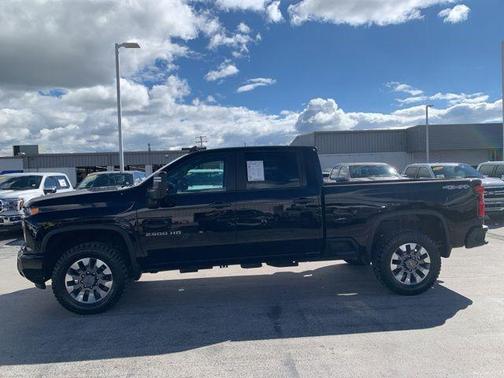 2024 Chevrolet Silverado 2500 Custom
