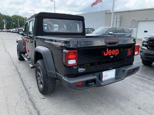 2024 Jeep Gladiator Sport