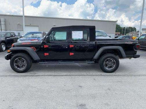 2024 Jeep Gladiator Sport