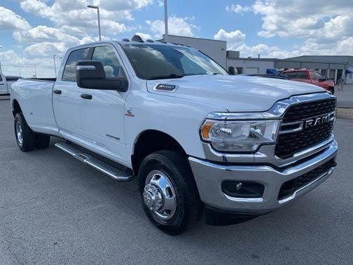 2024 RAM 3500 Big Horn Crew Cab 4x4 8' Box
