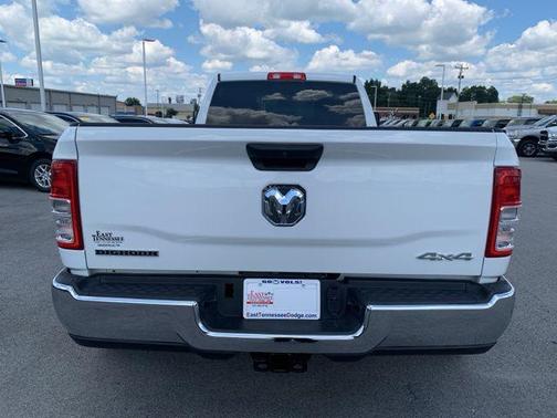 2024 RAM 3500 Big Horn Crew Cab 4x4 8' Box