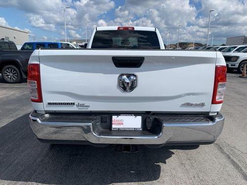 2024 RAM 3500 Big Horn Crew Cab 4x4 8' Box