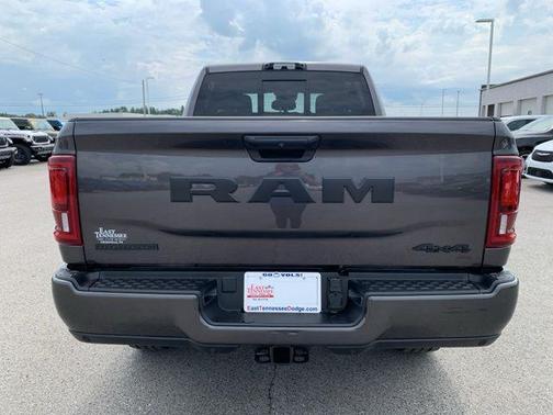 2025 RAM 2500 Big Horn Crew Cab 4x4 6'4' Box