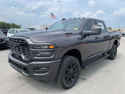 2025 RAM 2500 Big Horn Crew Cab 4x4 6'4' Box