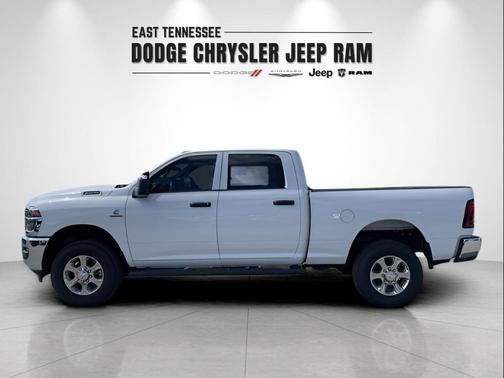 2025 RAM 2500 Tradesman Crew Cab 4x4 6'4' Box