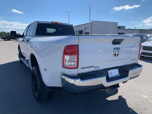 2024 RAM 3500 Big Horn Crew Cab 4x4 8' Box