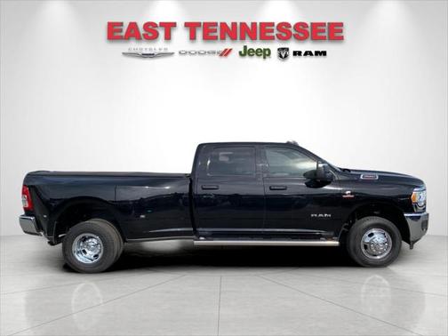 2024 RAM 3500 Big Horn Crew Cab 4x4 8 Box