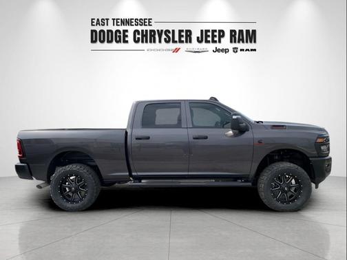 2025 RAM 2500 Tradesman Crew Cab 4x4 6'4' Box