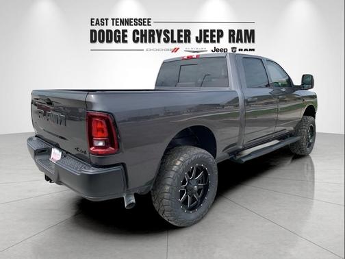 2025 RAM 2500 Tradesman Crew Cab 4x4 6'4' Box