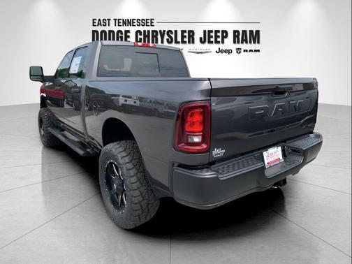 2025 RAM 2500 Tradesman Crew Cab 4x4 6'4' Box