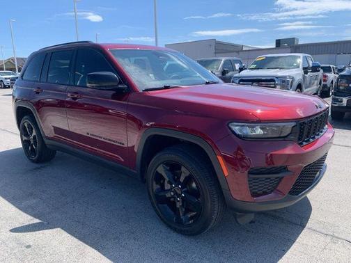2023 Jeep Grand Cherokee Altitude