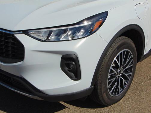 SPACE SILVER METALLIC 2026 Ford Escape PHEV