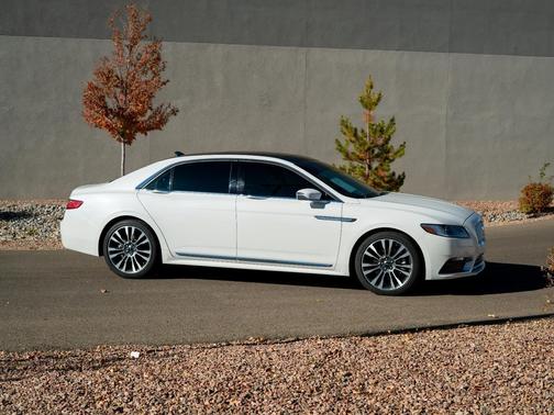 2020 Lincoln Continental Standard